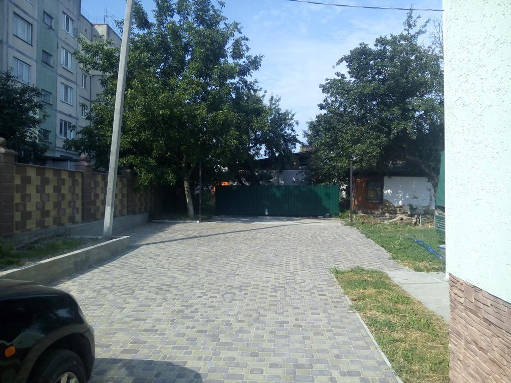 Oselya Guest House Яготин Екстер'єр фото