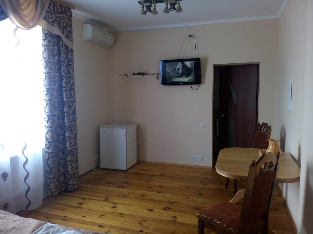 Oselya Guest House Яготин Екстер'єр фото